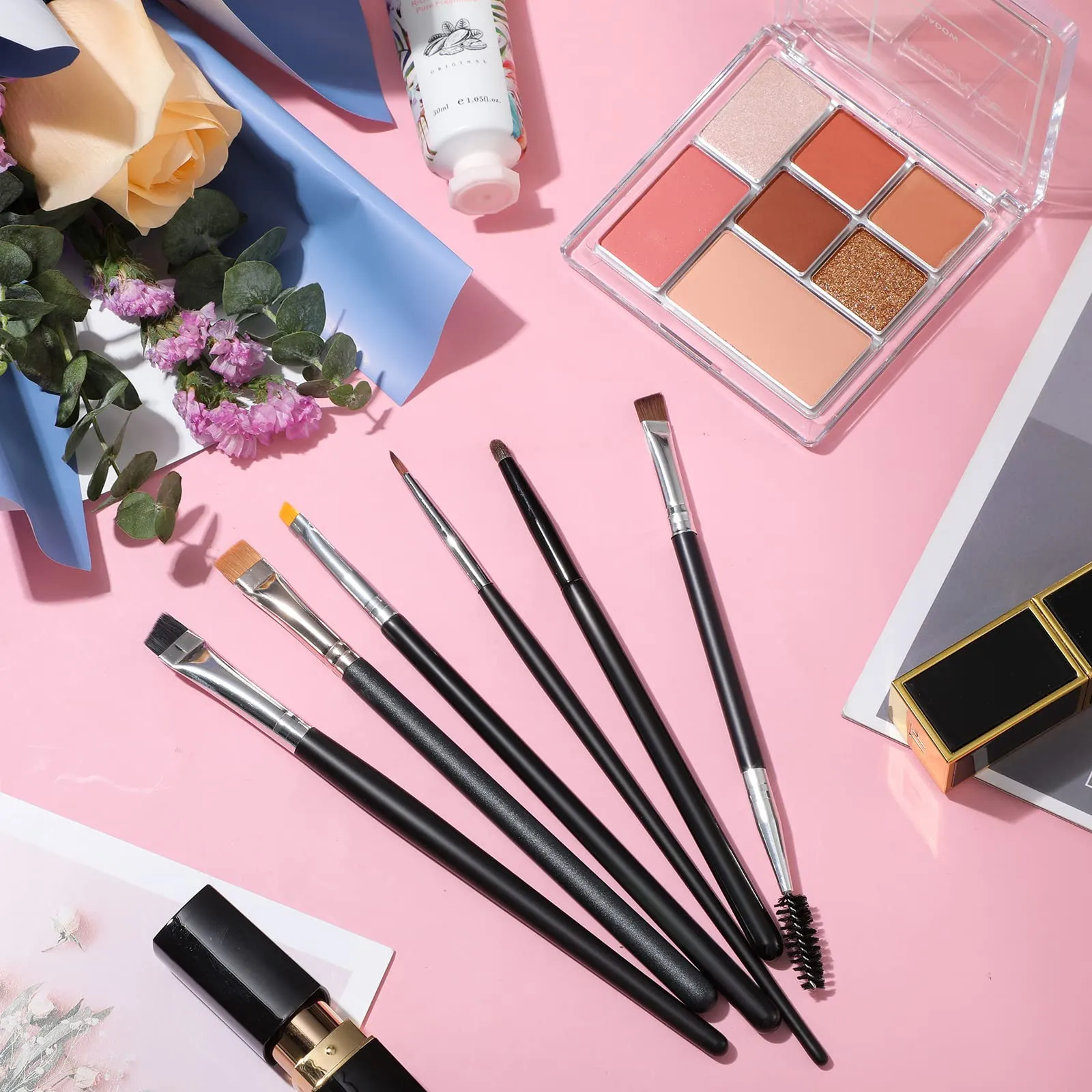 6 Pieces Eyebrow Brush Set Halloween Makeup Brush Set Flat Eyeliner Brush Thin Angled Brush and Comb Firm Brow Brush Eye Shadow Brush Point Black Duo Spoolie Brushes for Eye Makeup