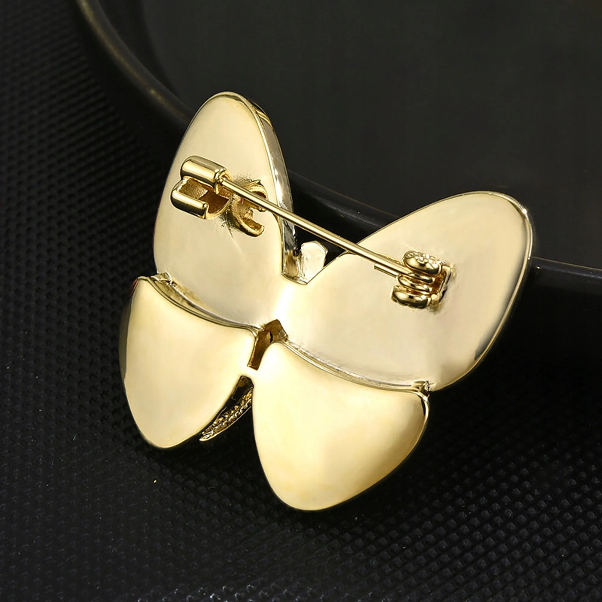 Beautiful butterfly filled with nacre - 14K gold-plated brooch