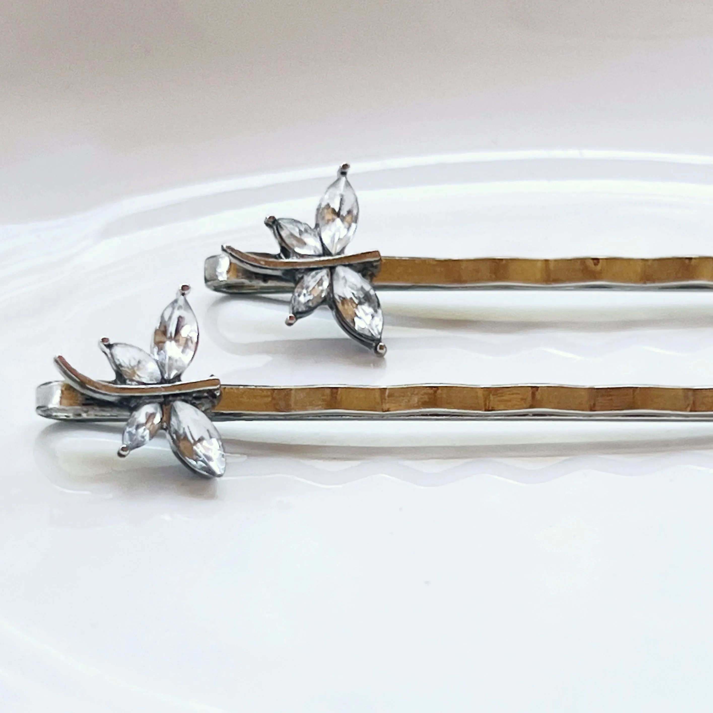 Clear Dragonfly Hair Pin, Hair Pins For Woman, Womens Hair Clip, Womens Bobby Pins, Dragonfly Bobby Pin, Rhinestone Hair Pin, Womans Barrettes