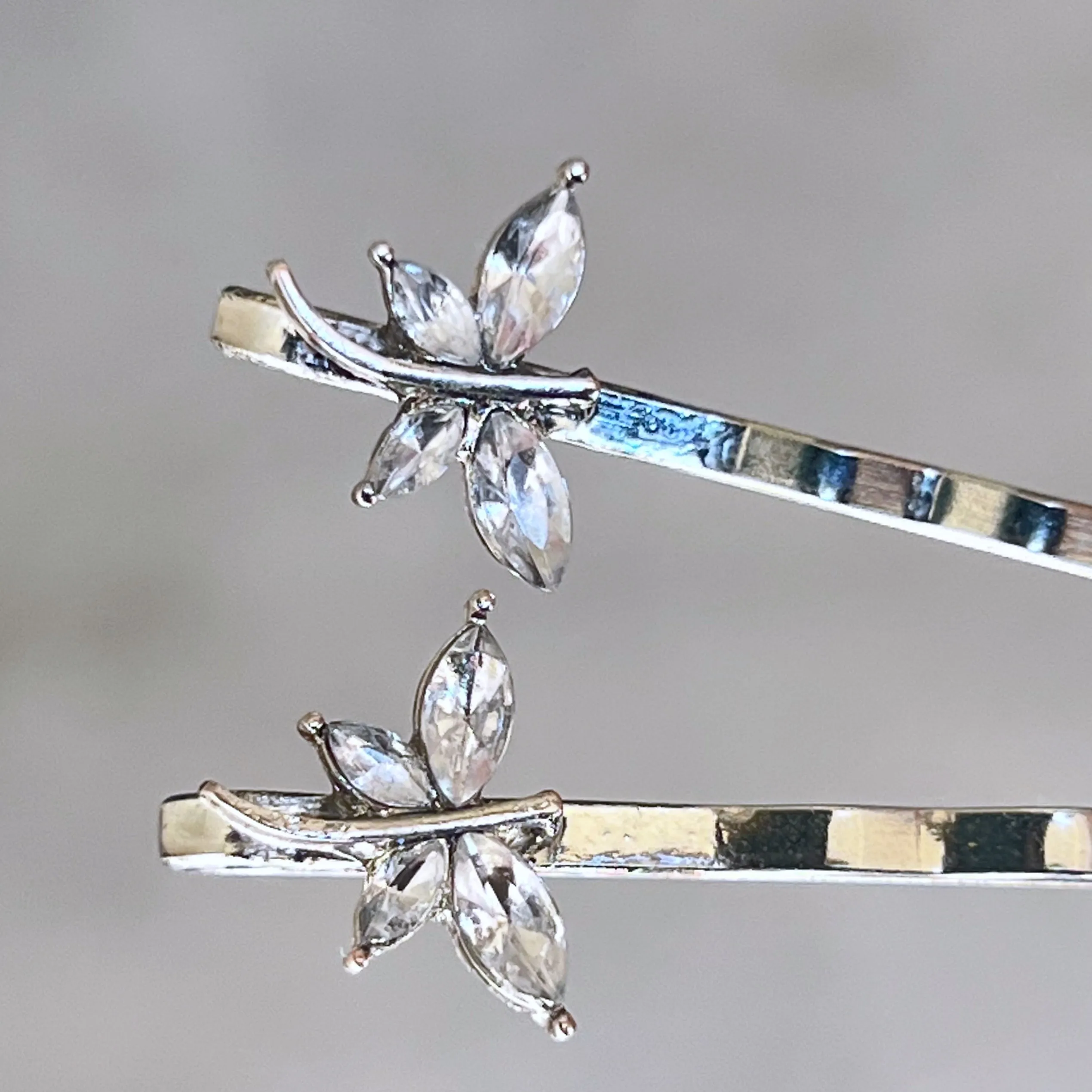 Clear Dragonfly Hair Pin, Hair Pins For Woman, Womens Hair Clip, Womens Bobby Pins, Dragonfly Bobby Pin, Rhinestone Hair Pin, Womans Barrettes