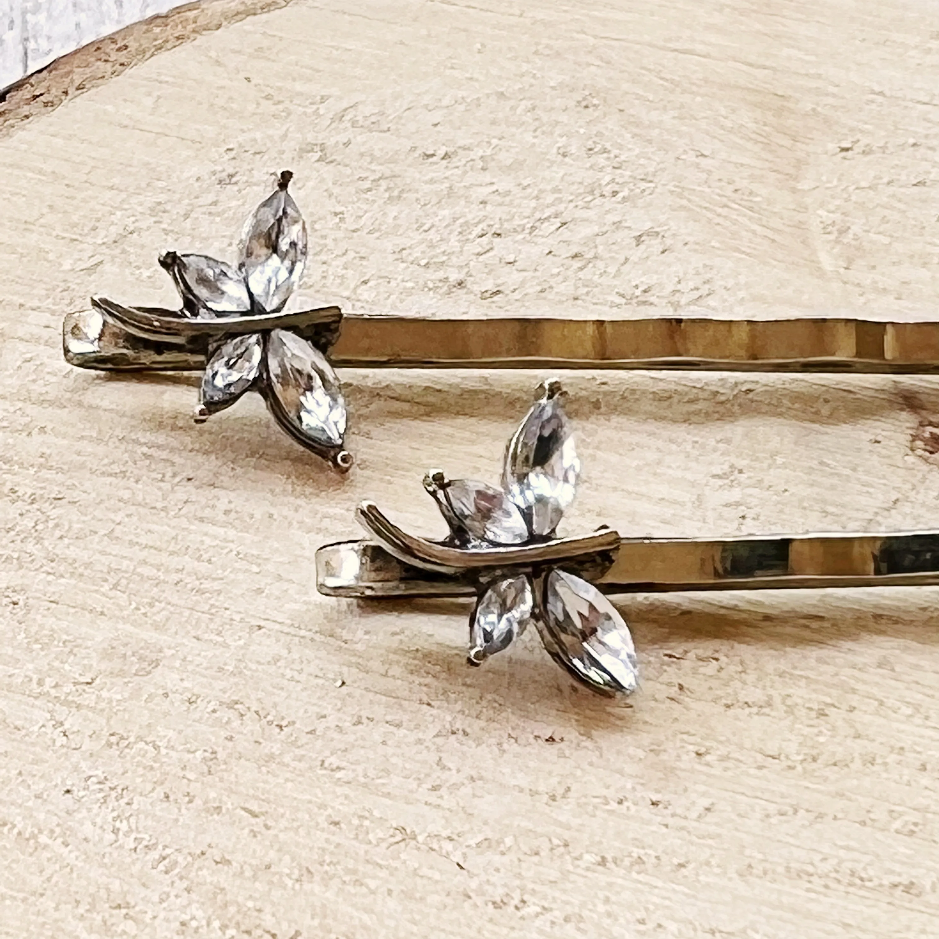 Clear Dragonfly Hair Pin, Hair Pins For Woman, Womens Hair Clip, Womens Bobby Pins, Dragonfly Bobby Pin, Rhinestone Hair Pin, Womans Barrettes