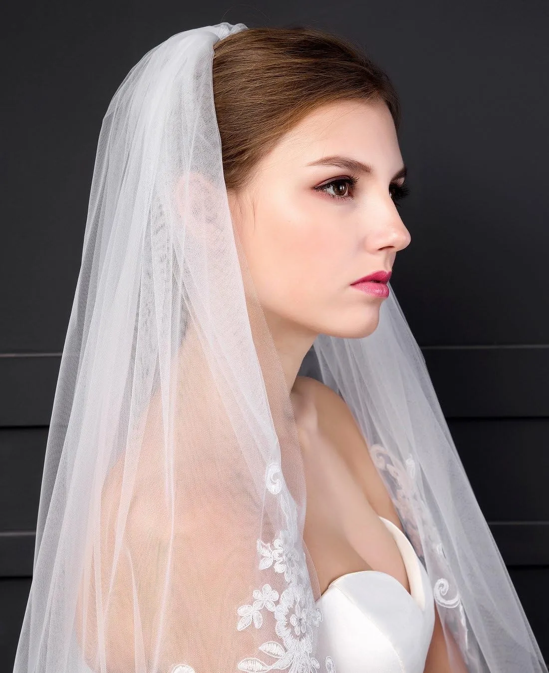 EllieHouse Women's Short 2 Tier Wedding Bridal Veil With Comb L24