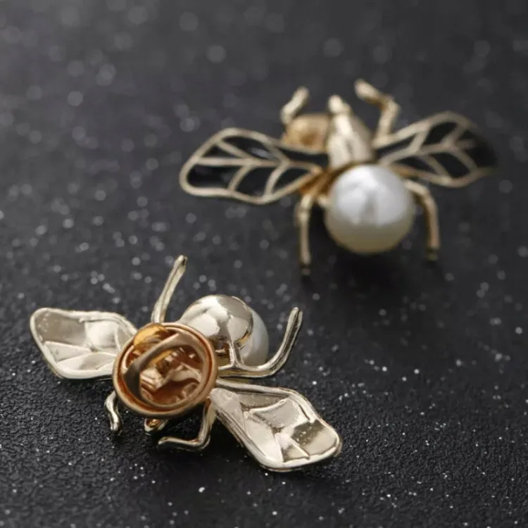 Golden fly insect with pearl enamel pin