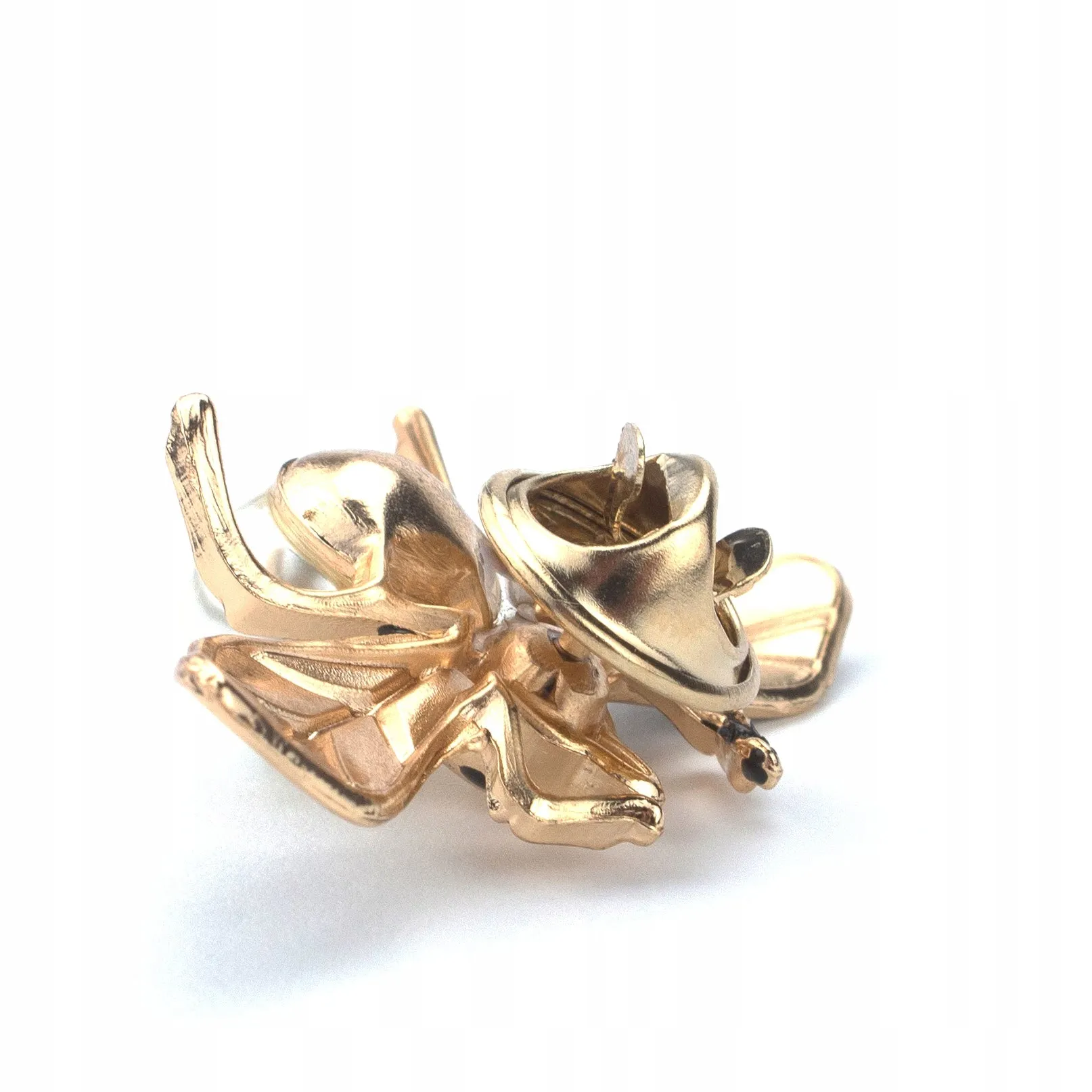 Golden fly insect with pearl enamel pin