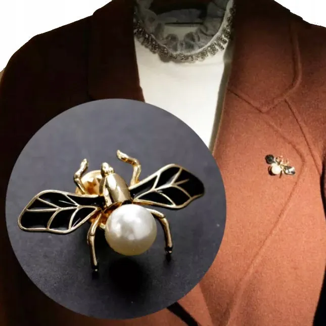 Golden fly insect with pearl enamel pin