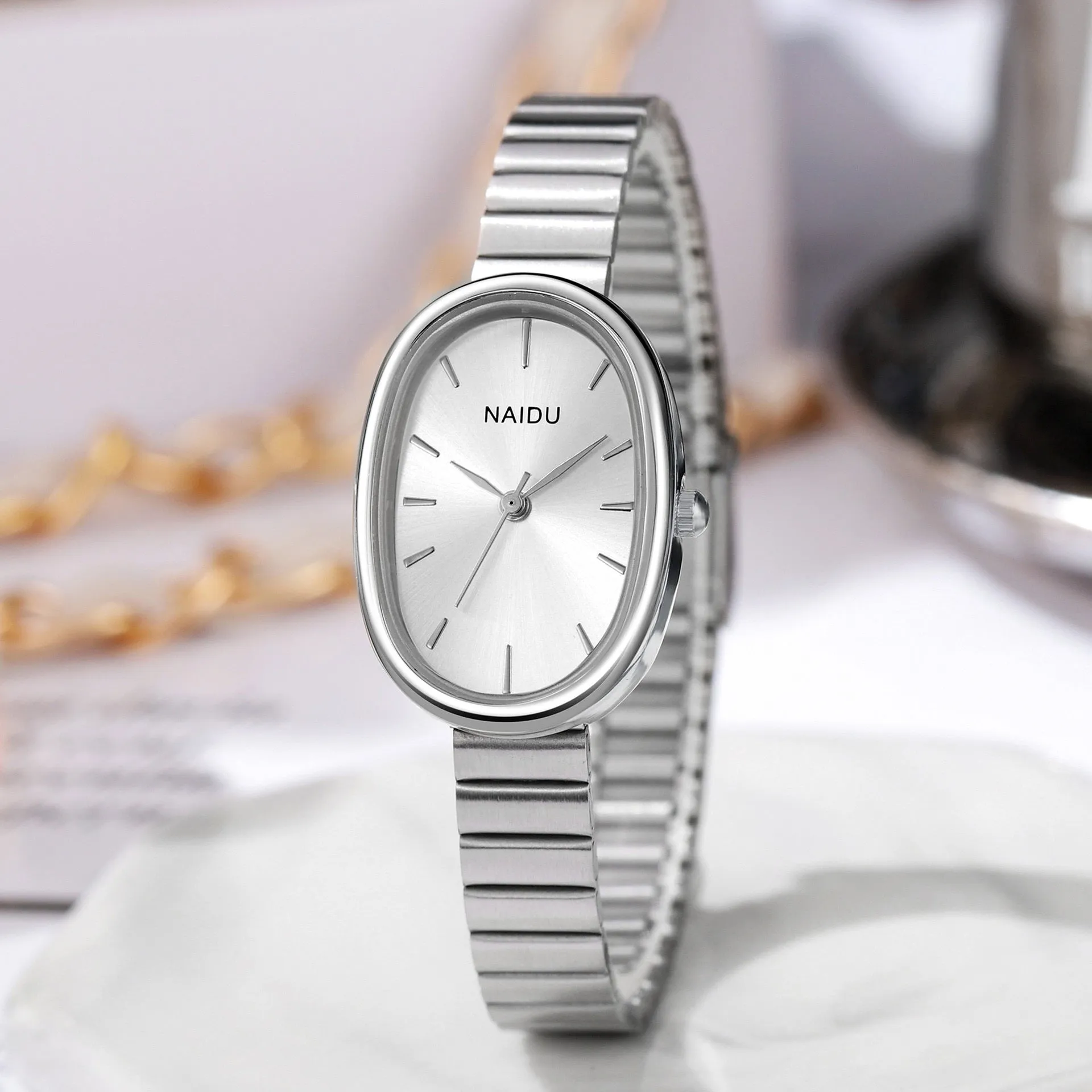 Naidu vintage mesh watch