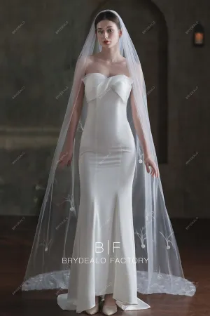 Ostrich Feathers Scattered Single Tier Chapel Length Wedding Veil