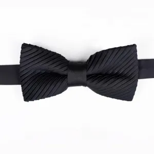 Pleated bowtie